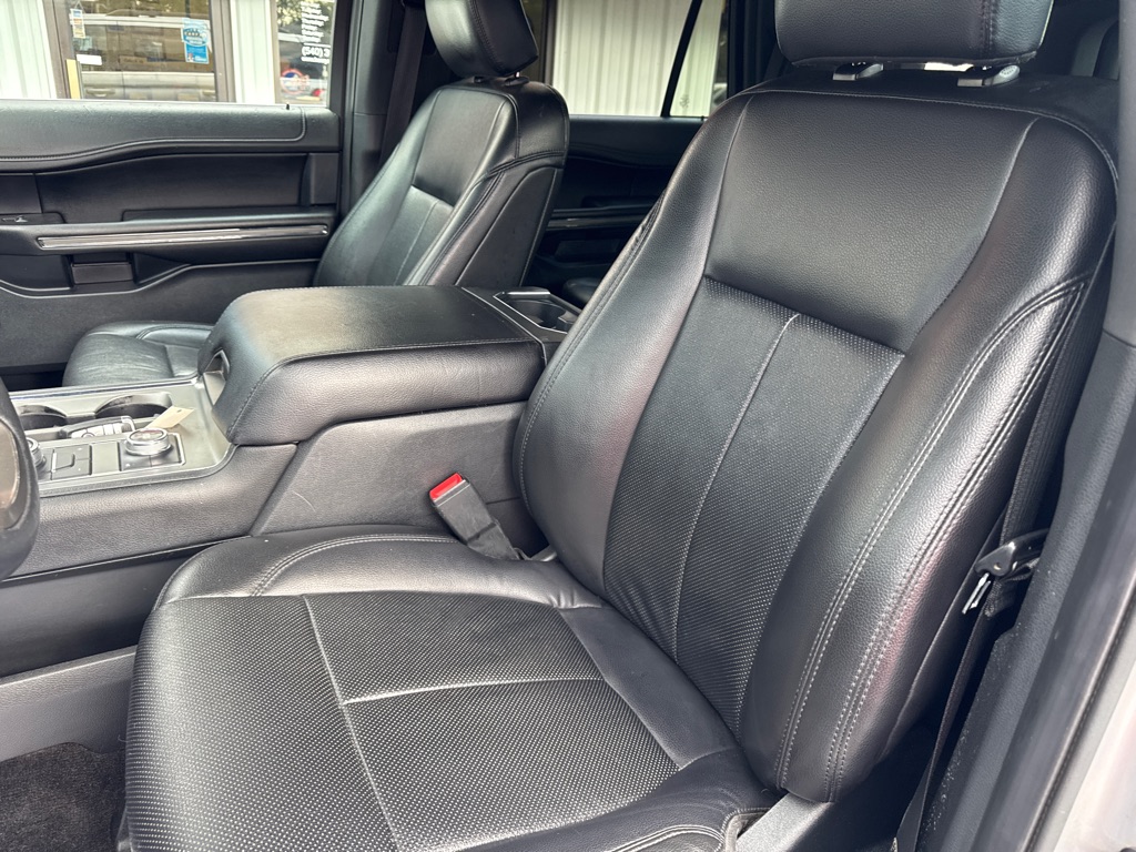 Photo 10 of this FORD EXPEDITION