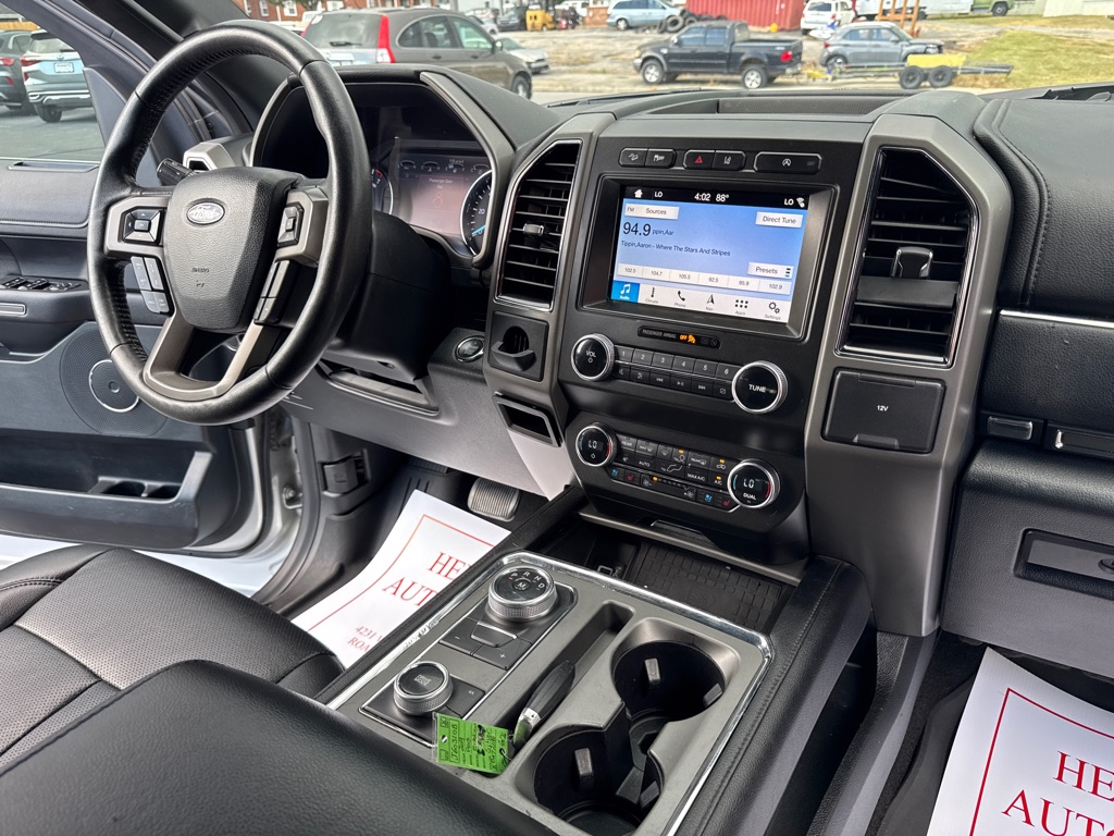 Photo 22 of this FORD EXPEDITION
