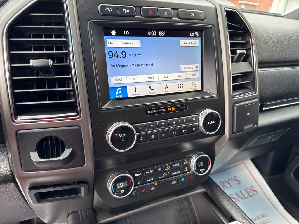 Photo 13 of this FORD EXPEDITION