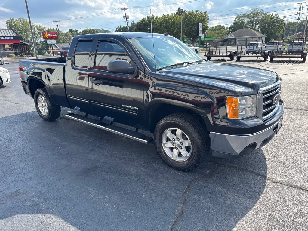 Photo 4 of this GMC SIERRA