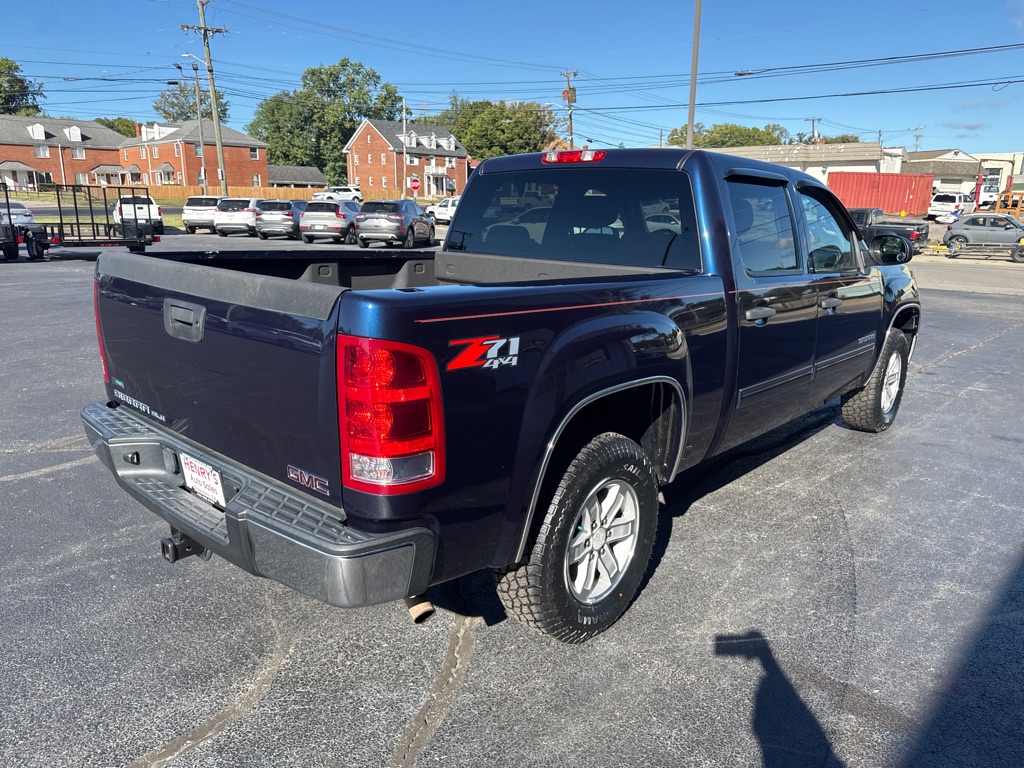 Photo 5 of this GMC SIERRA