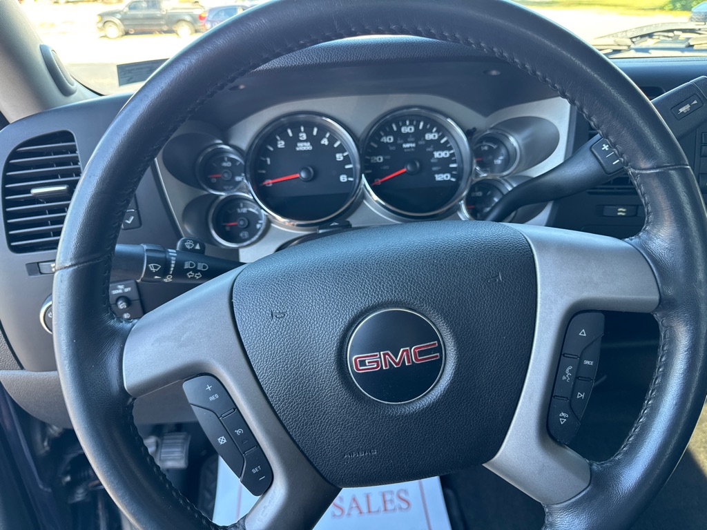 Photo 11 of this GMC SIERRA