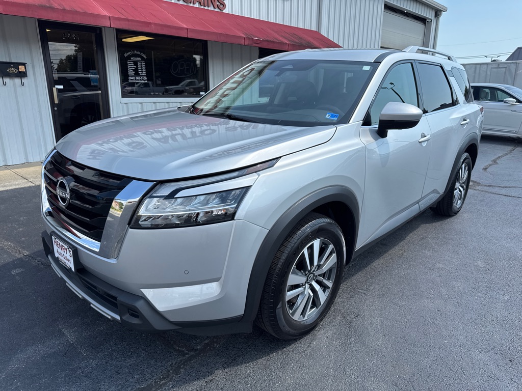 Photo 2 of this NISSAN PATHFINDER