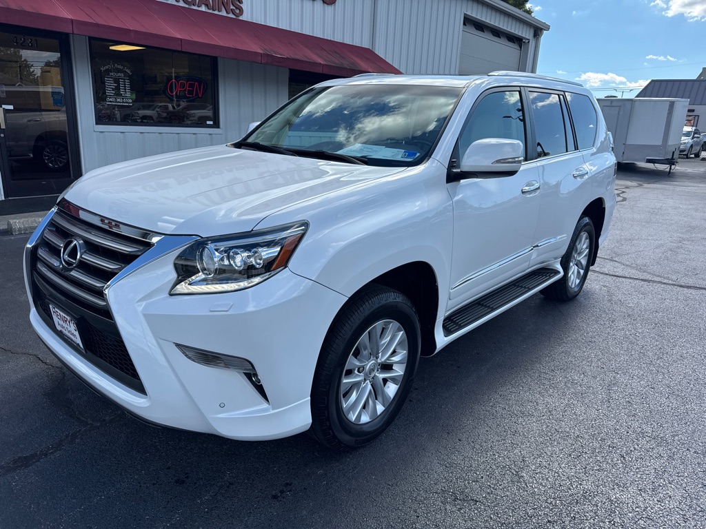Photo 2 of this LEXUS GX 460