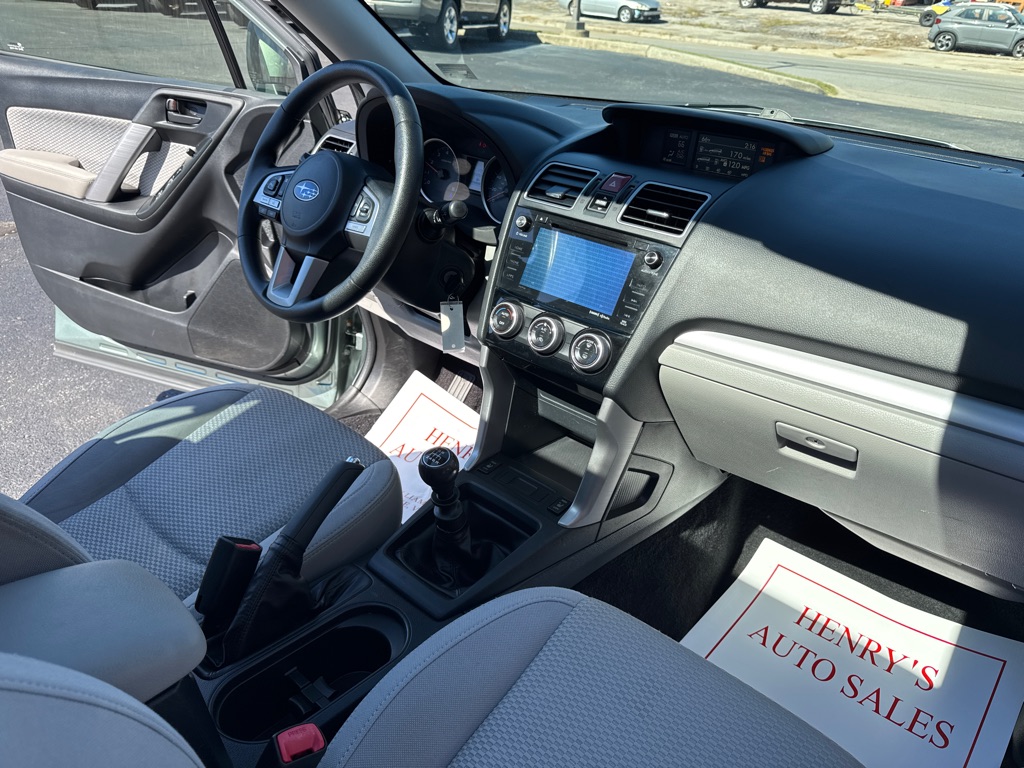 Photo 16 of this SUBARU FORESTER
