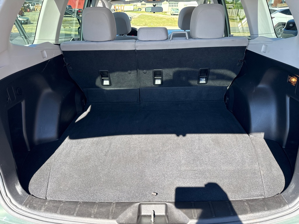 Photo 14 of this SUBARU FORESTER