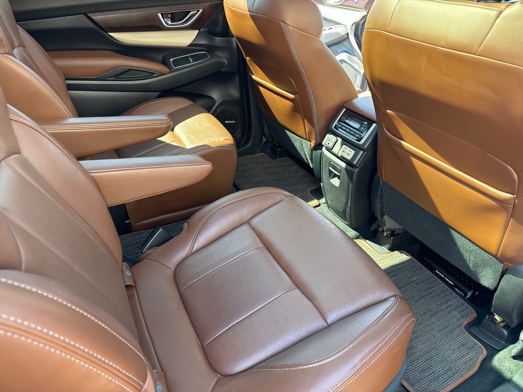 Photo 15 of this SUBARU ASCENT