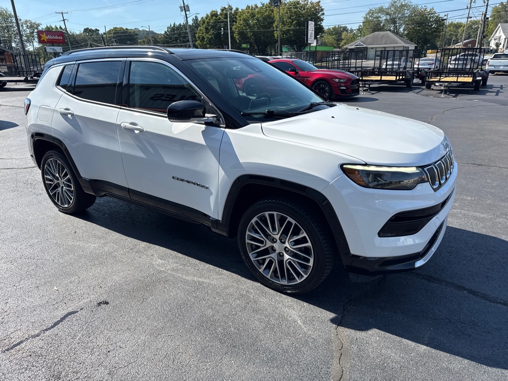 Photo 4 of this JEEP COMPASS