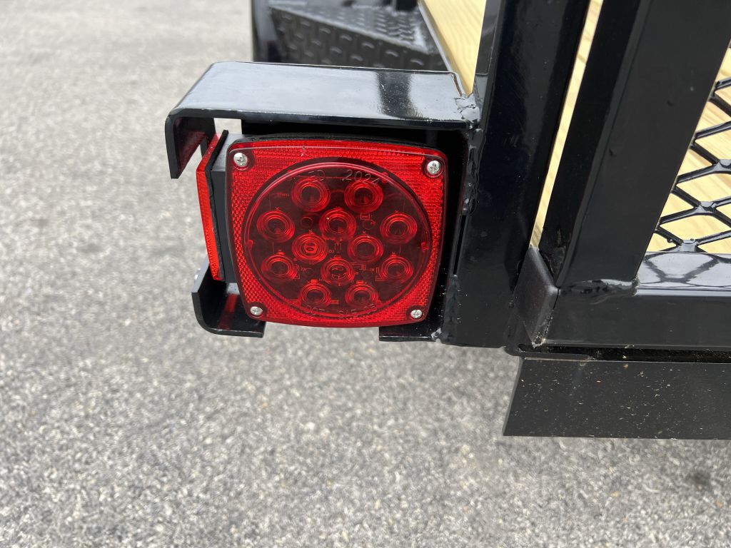 Photo 15 of this SUPERIOR 6X10 ELITE