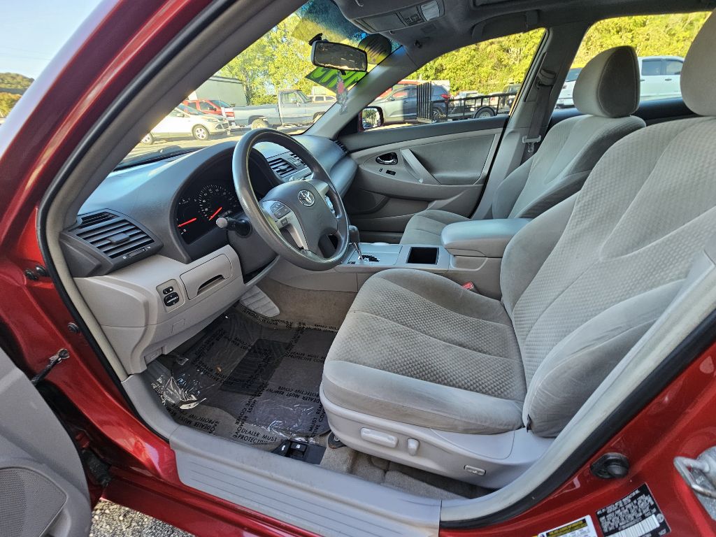 Photo 6 of this TOYOTA CAMRY