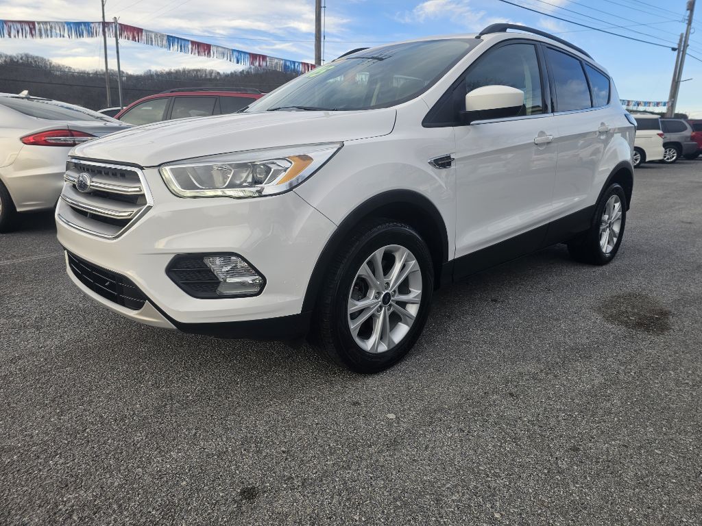 2017 Ford Escape Titanium Sport photo 3
