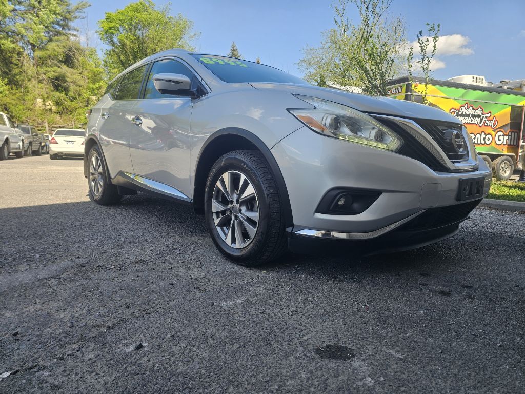 View vehicle photo 3
