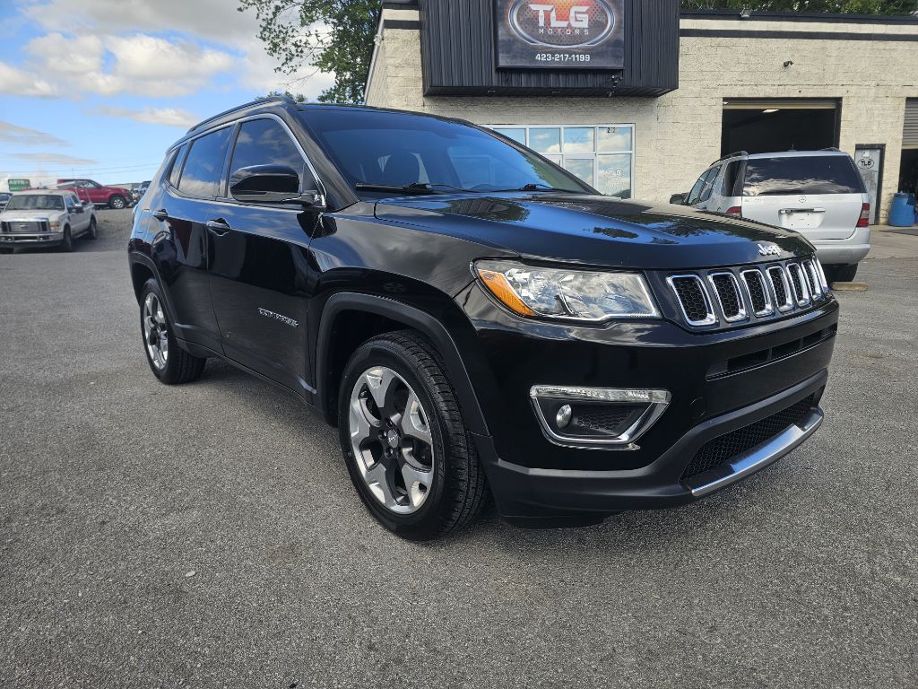 Photo 3 of this JEEP COMPASS