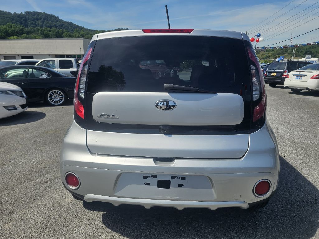 Photo 4 of this KIA SOUL