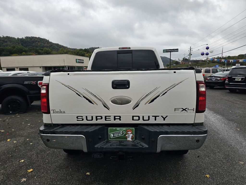 Photo 5 of this FORD F-350 SUPER DUT