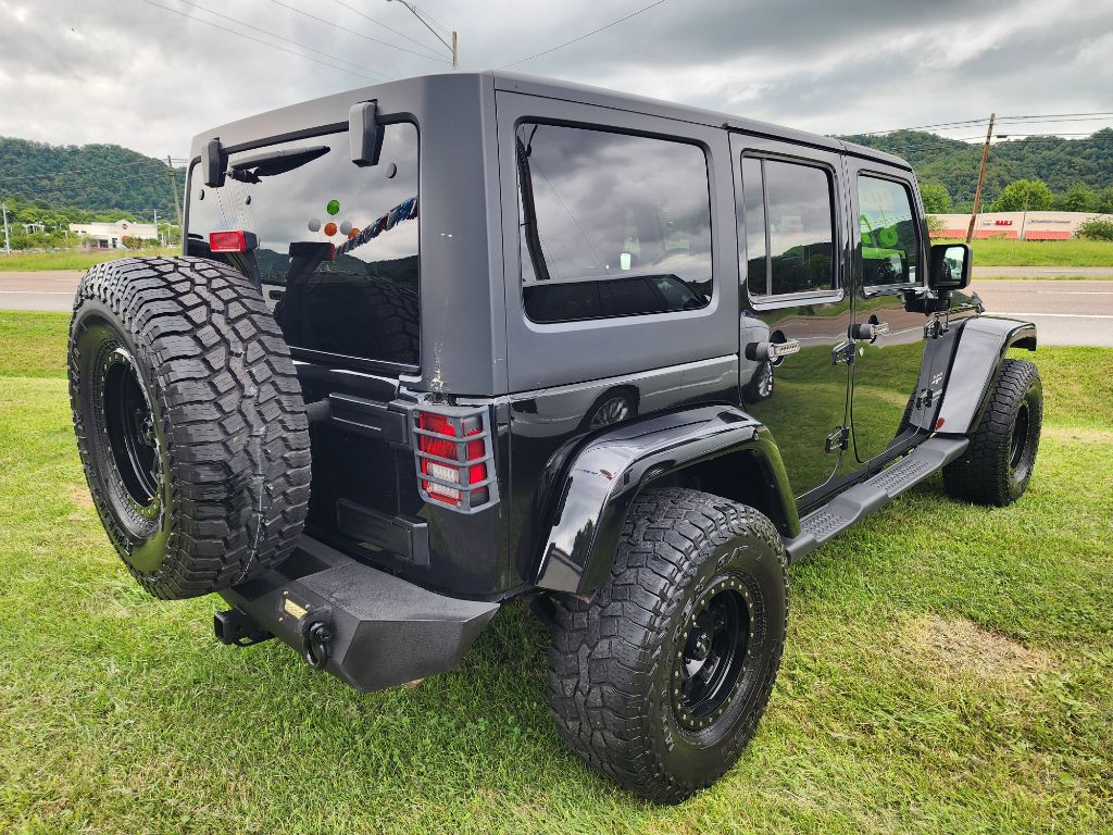 Photo 5 of this JEEP WRANGLER JK UNL