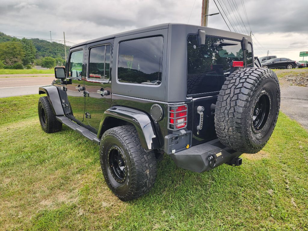 Photo 4 of this JEEP WRANGLER JK UNL