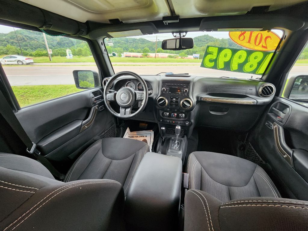 Photo 12 of this JEEP WRANGLER JK UNL
