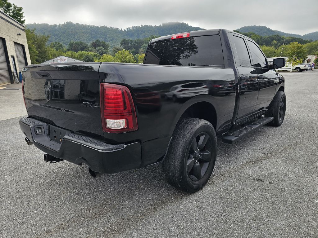Photo 4 of this RAM 1500