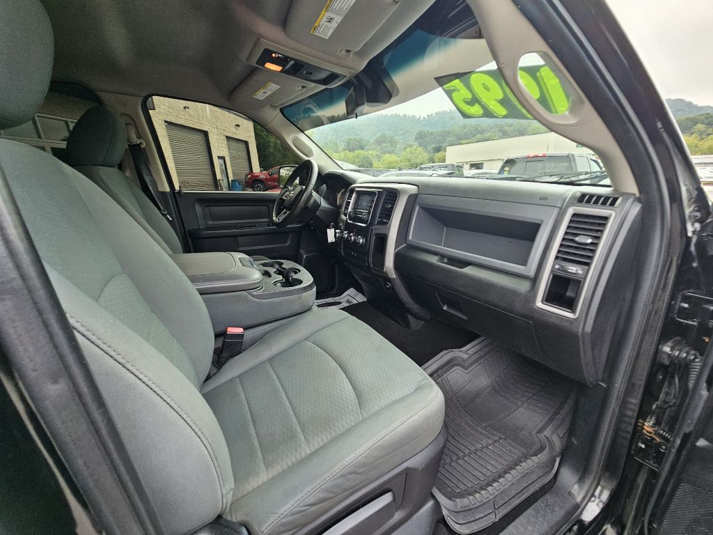Photo 9 of this RAM 1500