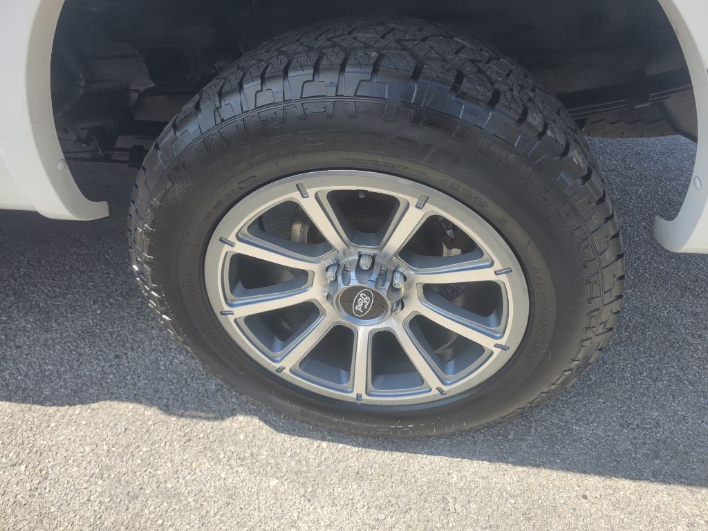 Photo 17 of this FORD F-150