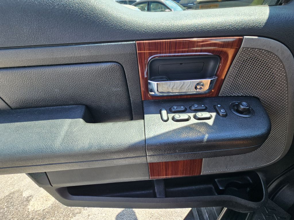 Photo 13 of this FORD F-150