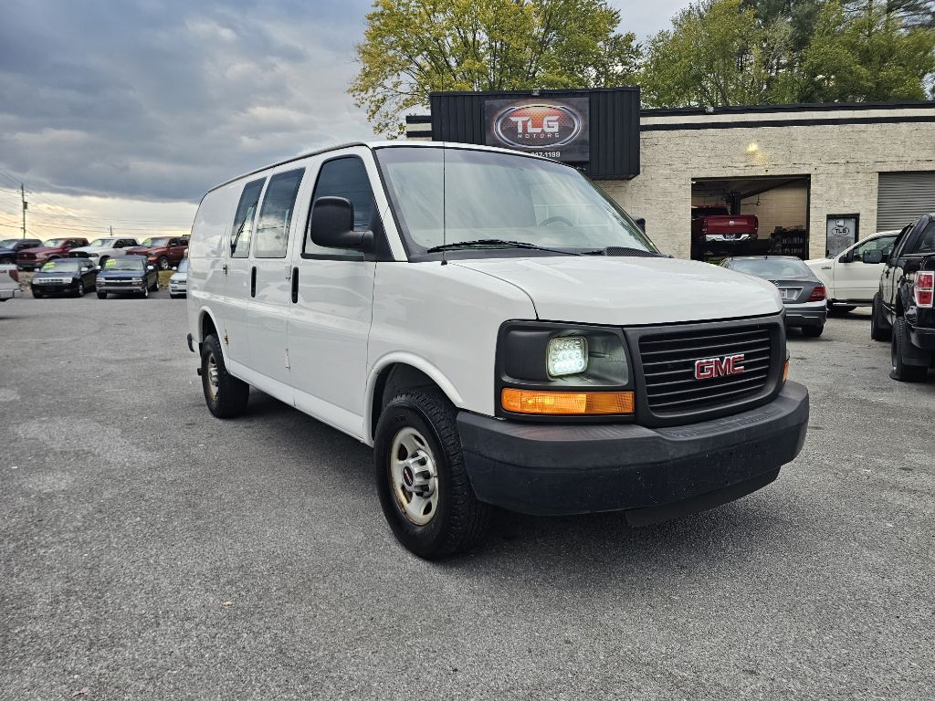 Photo 3 of this GMC SAVANA
