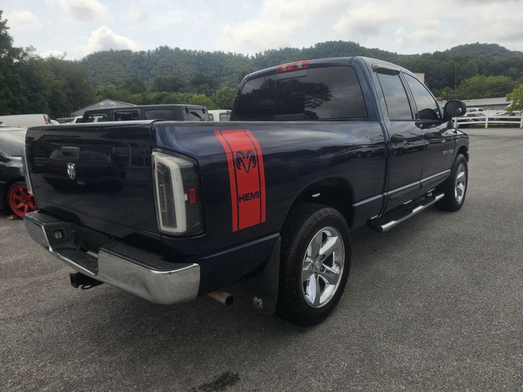 Photo 4 of this DODGE RAM 1500