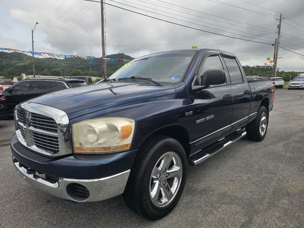 2007 Dodge RAM 1500 SLT Quad Cab RWD