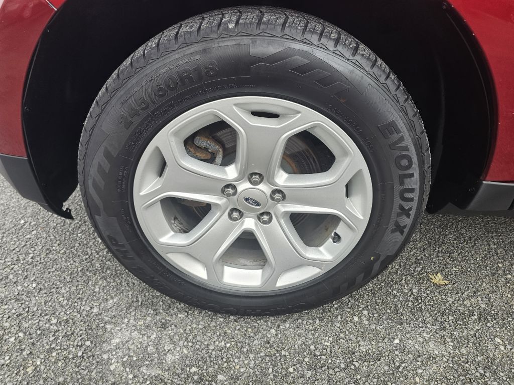 Photo 15 of this FORD EDGE