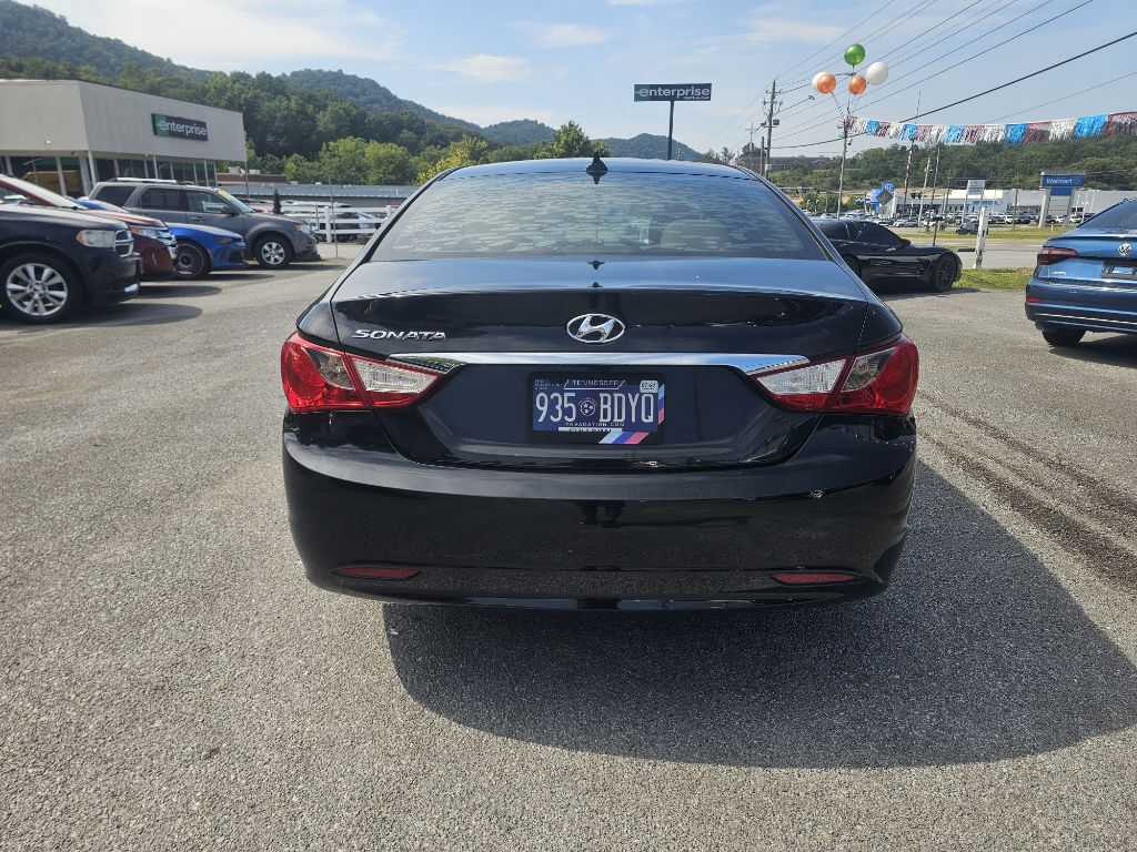 Photo 5 of this HYUNDAI SONATA