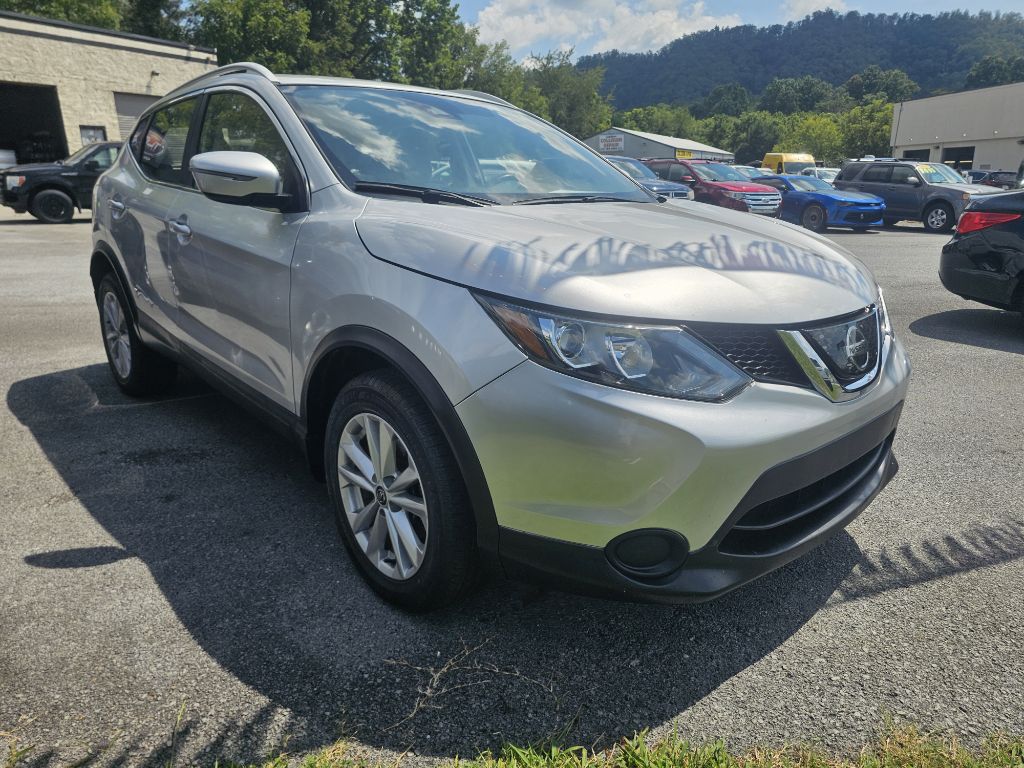 Photo 3 of this NISSAN ROGUE SPORT