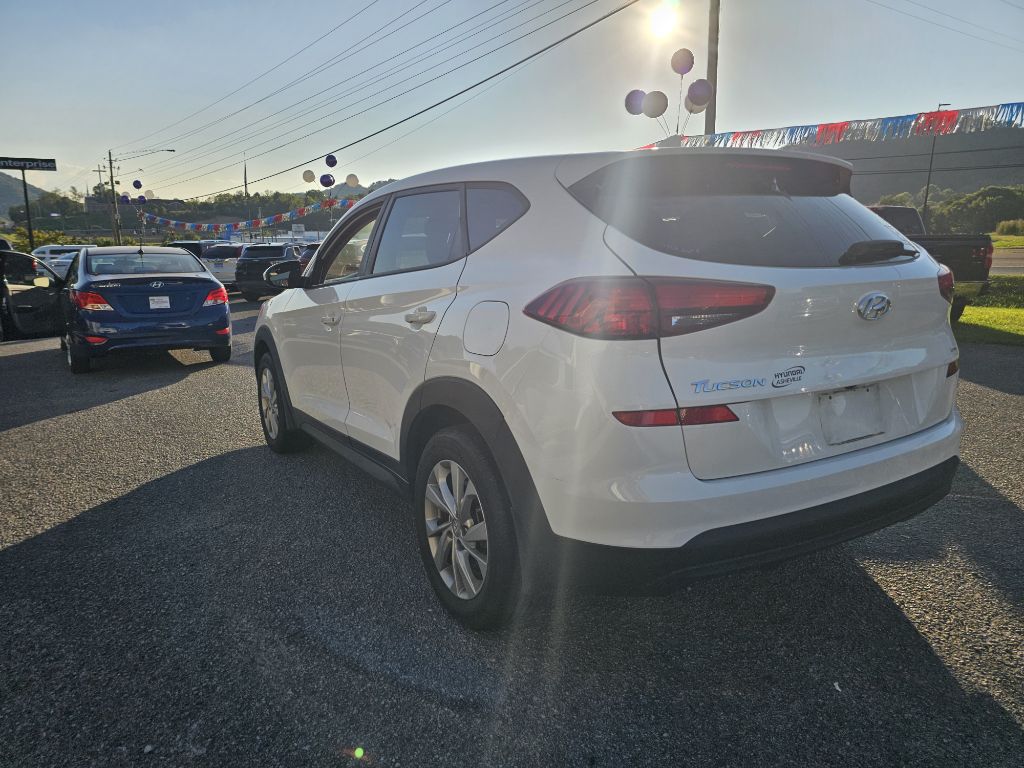 Photo 5 of this HYUNDAI TUCSON