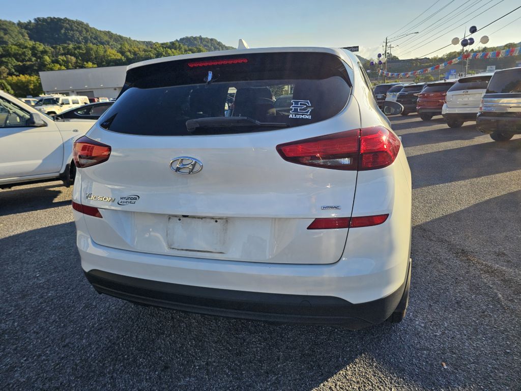 Photo 3 of this HYUNDAI TUCSON