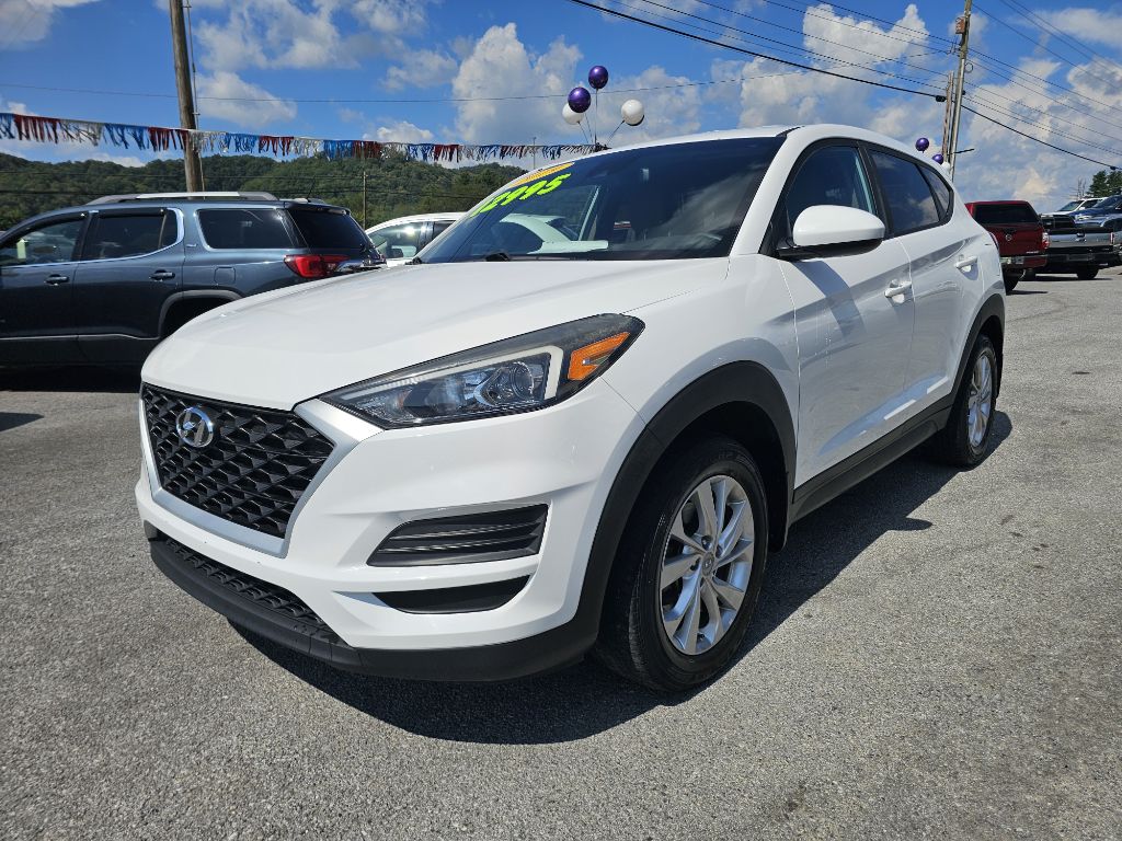 Photo 8 of this HYUNDAI TUCSON