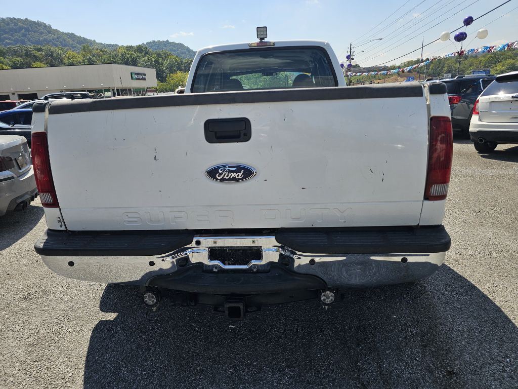Photo 5 of this FORD F-350 SUPER DUT