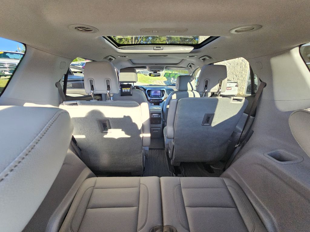 Photo 11 of this GMC ACADIA