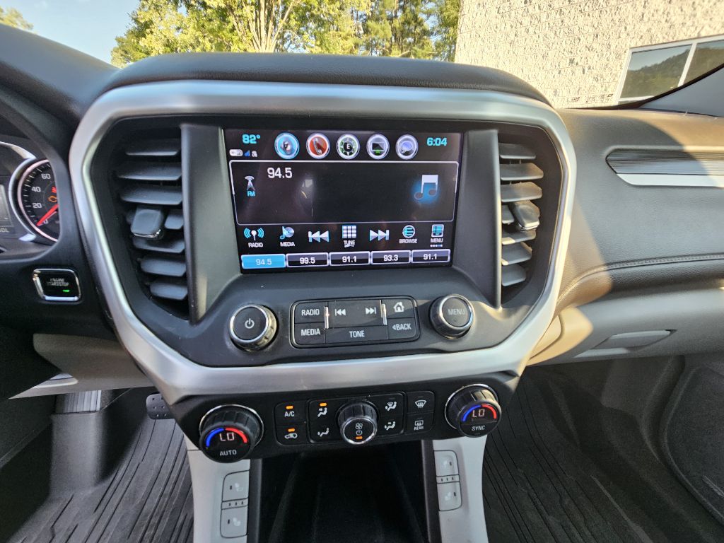 Photo 13 of this GMC ACADIA