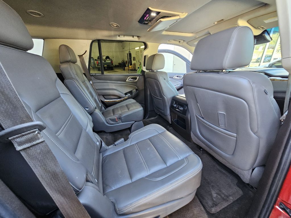 Photo 13 of this GMC YUKON