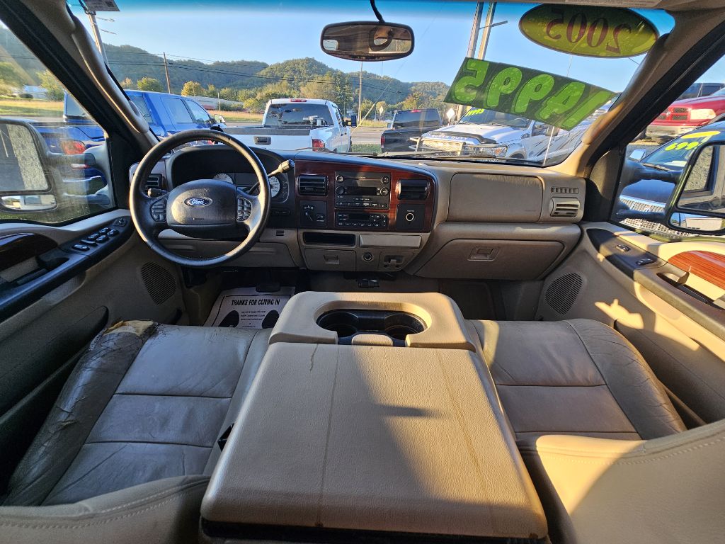 Photo 8 of this FORD F-250 SUPER DUT