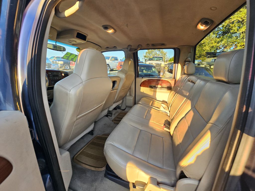 Photo 11 of this FORD F-250 SUPER DUT