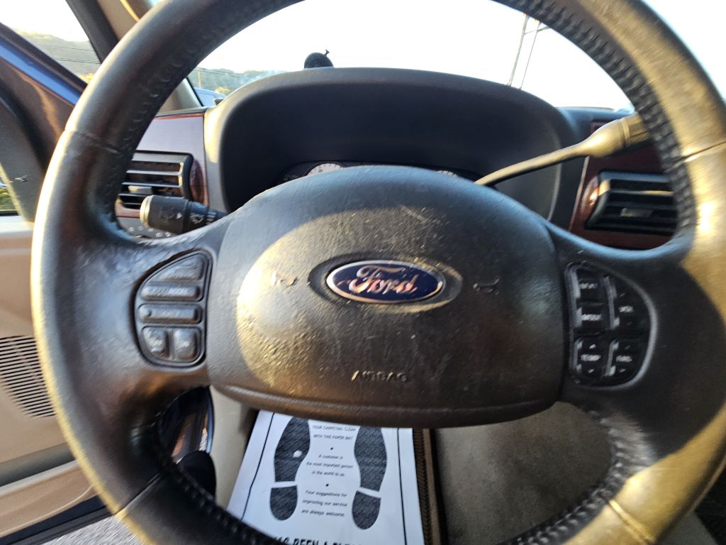 Photo 16 of this FORD F-250 SUPER DUT