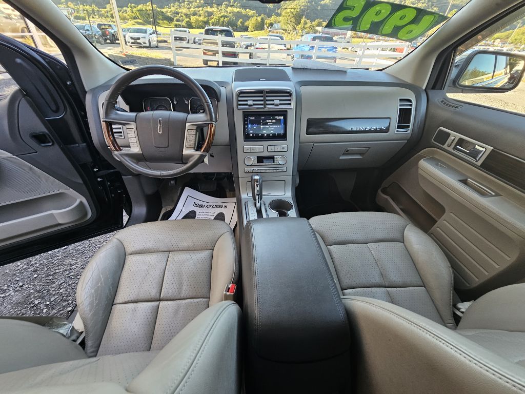 Photo 8 of this LINCOLN MKX