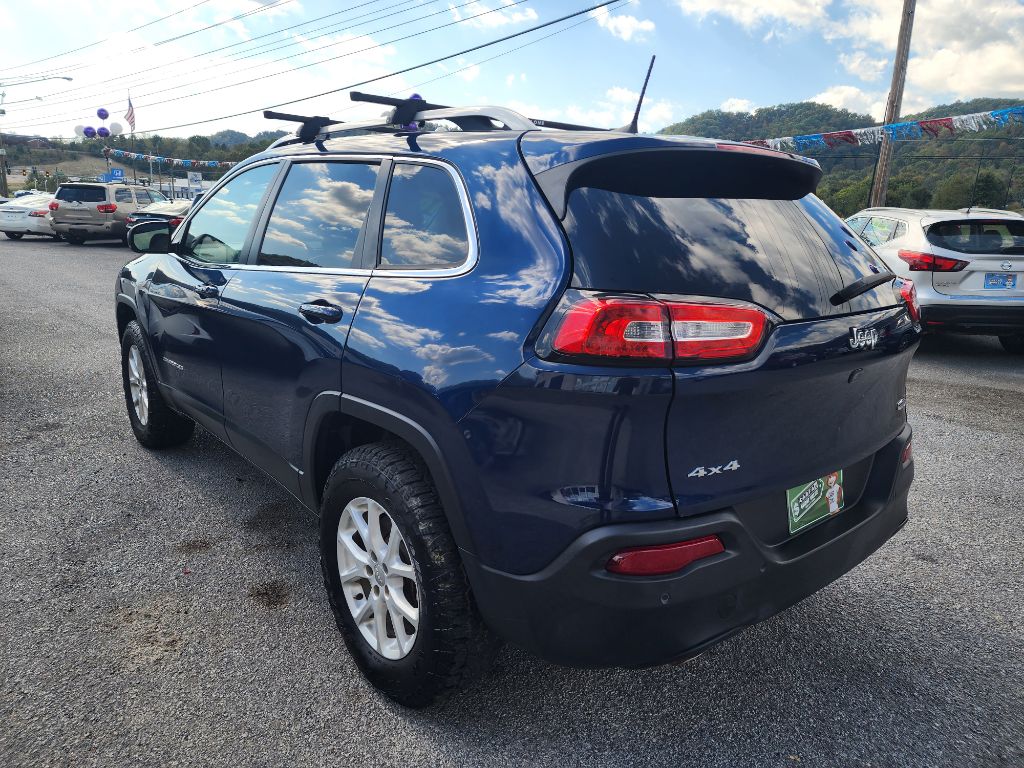 Photo 6 of this JEEP CHEROKEE