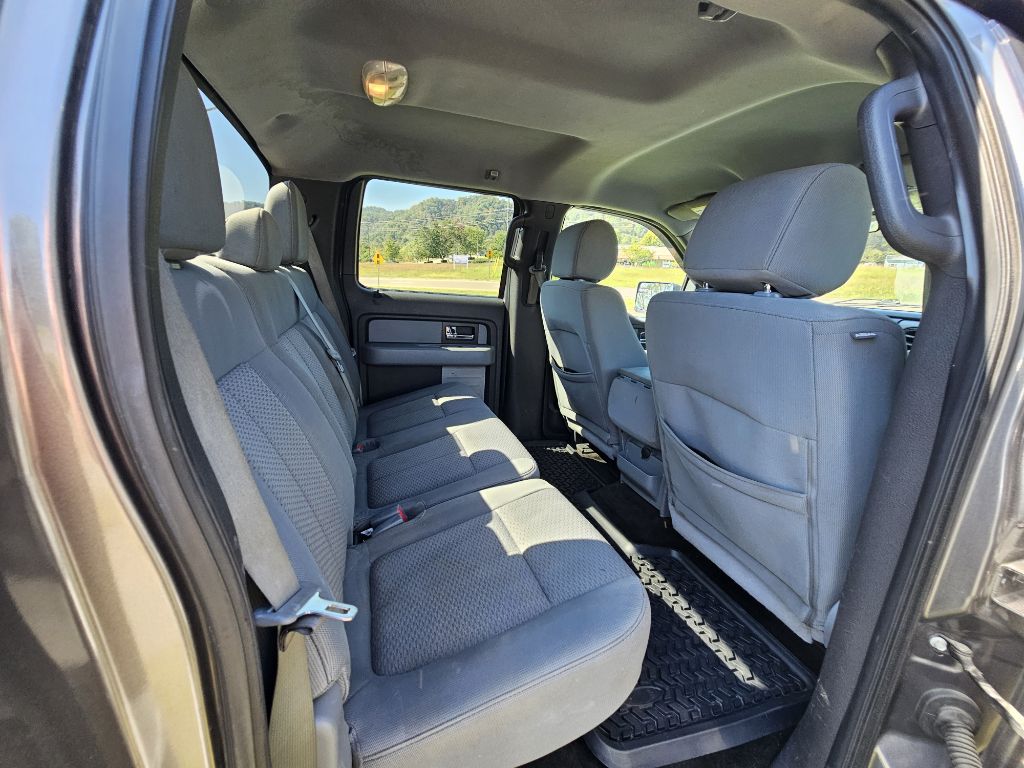 Photo 28 of this FORD F-150