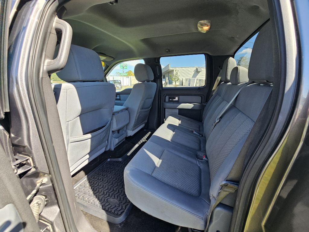 Photo 10 of this FORD F-150