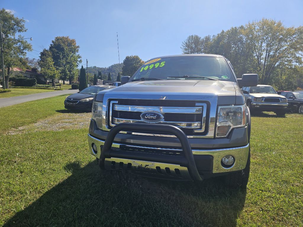Photo 2 of this FORD F-150