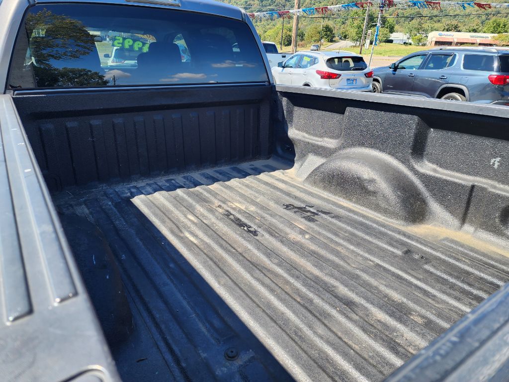 Photo 20 of this FORD F-150