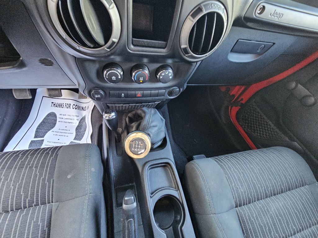 Photo 9 of this JEEP WRANGLER