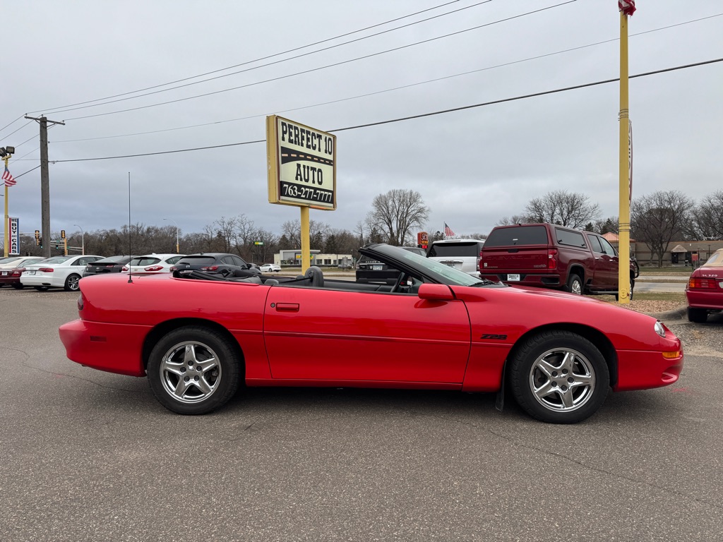 Photo 4 of this CHEVROLET CAMARO